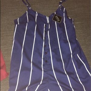 zaful size small navy and white romper